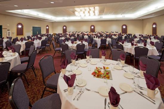 Saz's Catering: Lakeview Conference Center